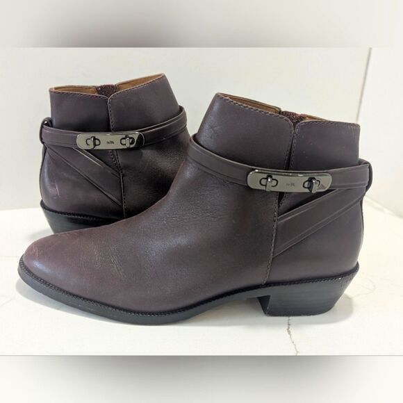 Coach Coleen Bootie Brown Burgundy Buttery Soft Leather Zip Ankle Boots Size 8.5 - Picture 1 of 11